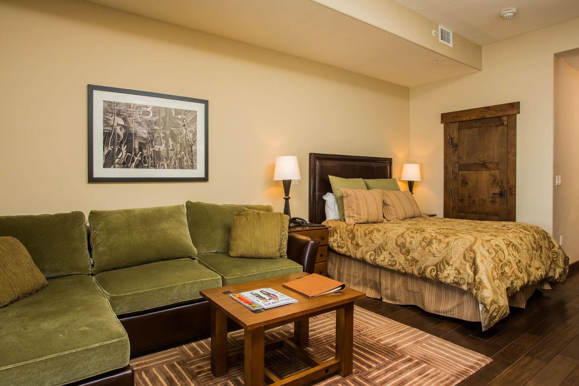 Trailhead Lodge باخرة سبرينغز المظهر الخارجي الصورة